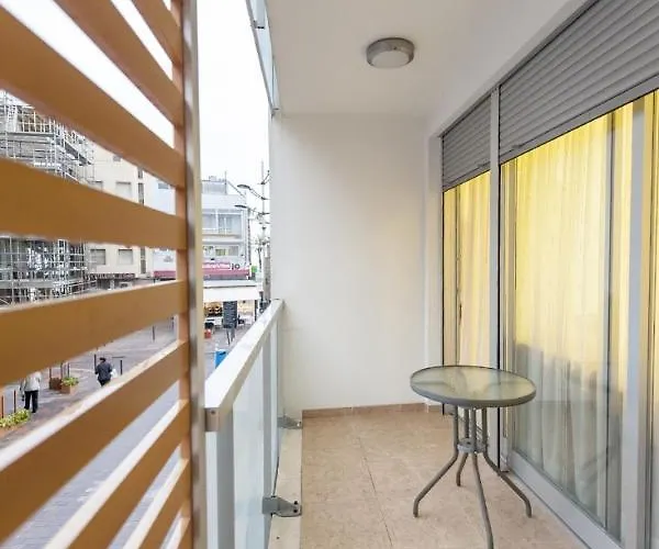Apartamento Ermitana 6 *